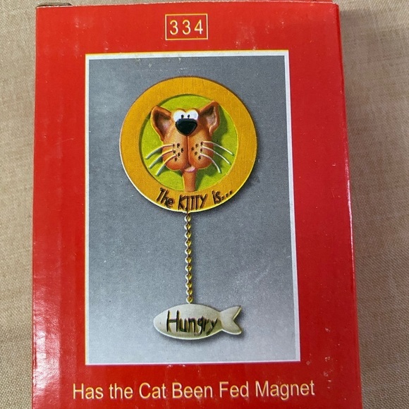 Red Apple Collection Has the Cat been Fed Magnet (AF) - Picture 1 of 7